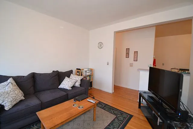 923 Waveland #D3 — Photo 9