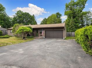 61 Ashwood Ave, Whitesboro, NY 13492