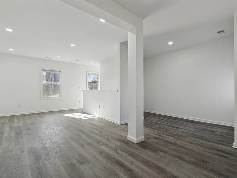 146 Nassau St #33 — Photo 12