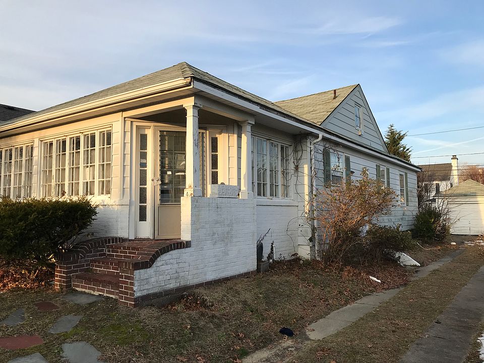 2nd image of 42 Bayway Ave