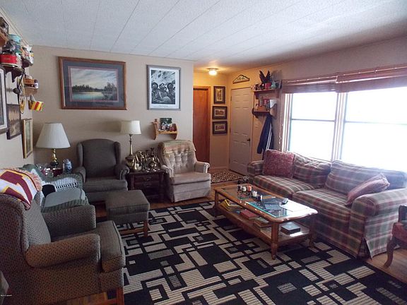 4th image of 521 17th Ave W