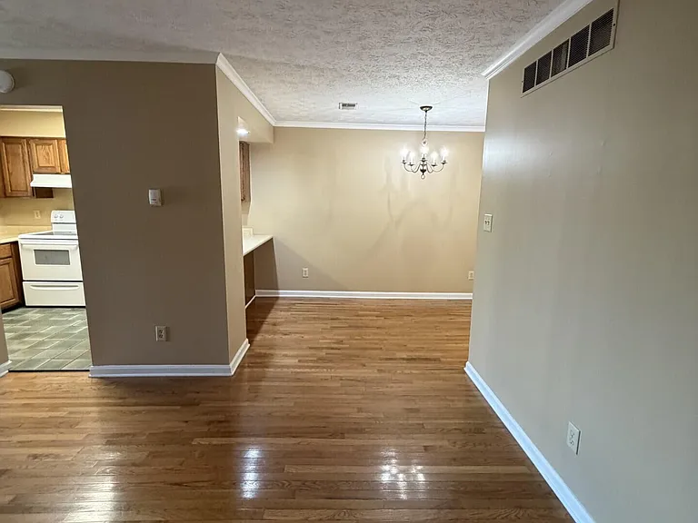 1100 Turkey Foot Rd #5 — Photo 7