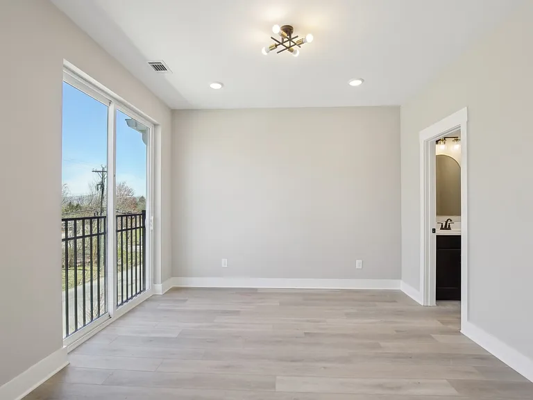 377 Archwood Dr — Photo 26