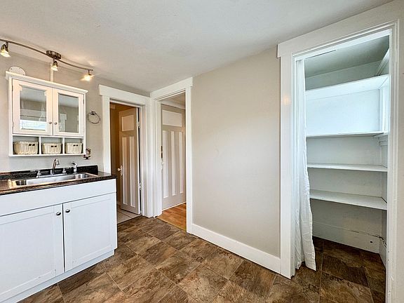 5th image of 8414 Cedarhome Dr #3