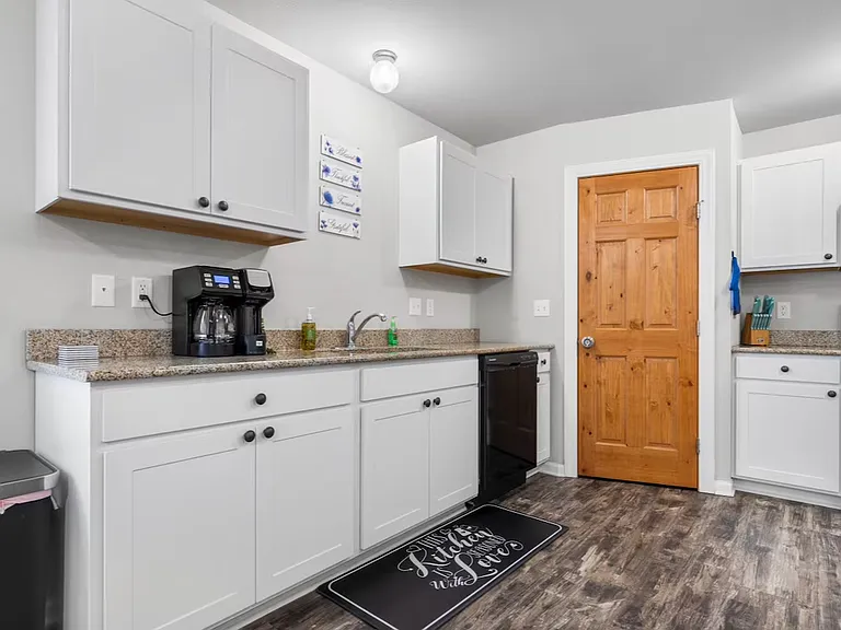 871 Fuller Ln — Photo 20