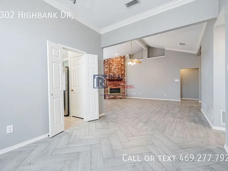 2302 Highbank Dr — Photo 10