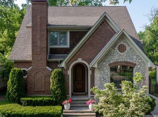 1216 Royal Ave, Royal Oak, MI 48073