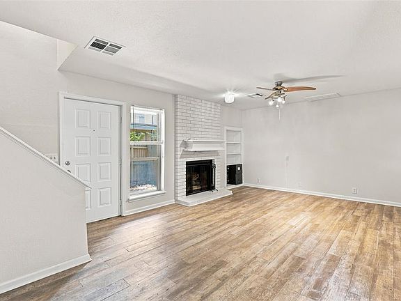 2nd image of 11423 Springhollow Rd APT 1204