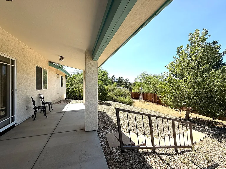1415 Lakeview Rd — Photo 15