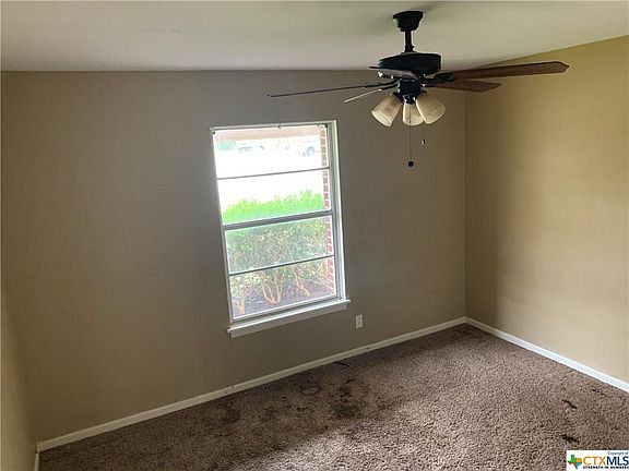 5th image of 123 Scarborough Dr