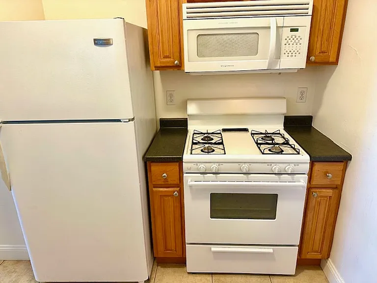 2409 College Ave — Photo 84