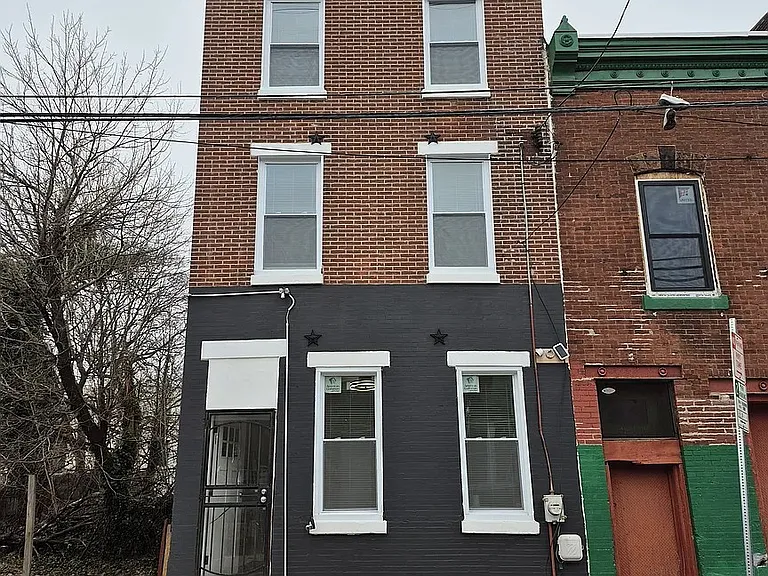4031 Cambridge St — Photo 1