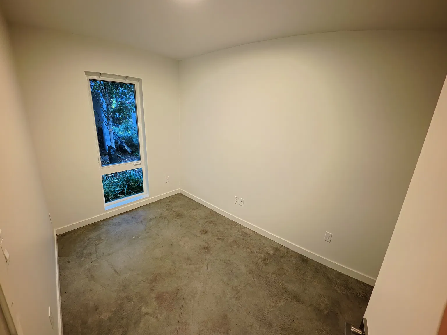 3 bed, 1483 sqft, $3,400 — Photo 2