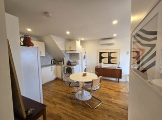 19 Alberta Ave #3, Toronto, ON M6H2R5