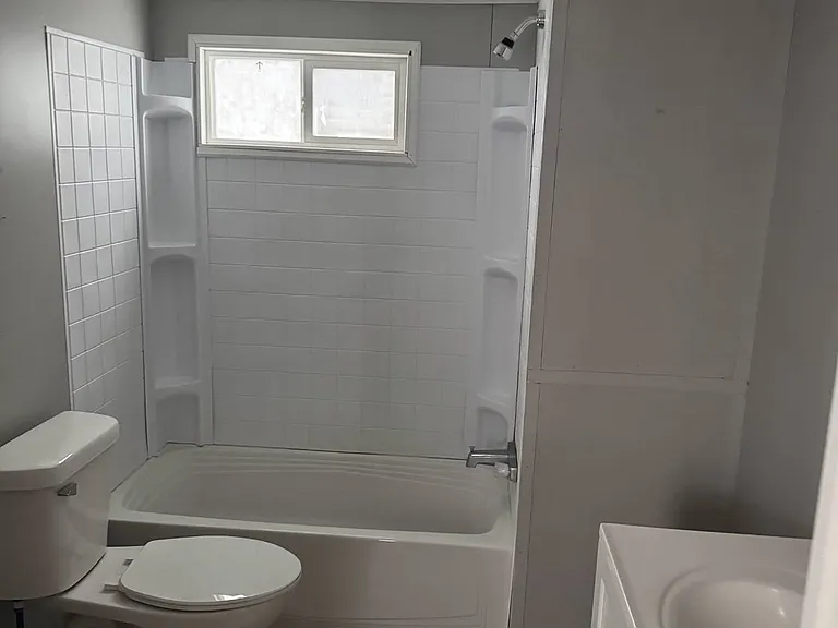 701 State St #6 — Photo 6