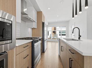 177 175a St #21, Surrey, BC V3Z9T7