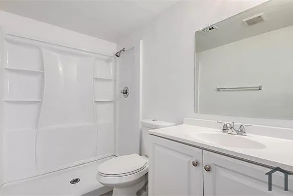 2411 W Hazelwood St #77 — Photo 19
