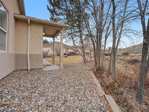 2nd image of 2386 Ridge Circle Dr Unit 3