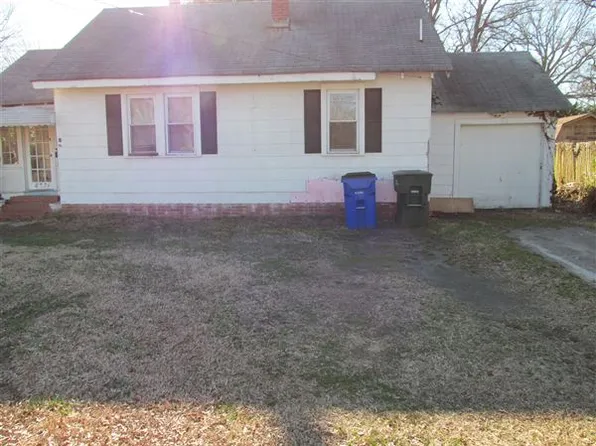 8351 Old Ocean View Rd, Norfolk, VA 23518