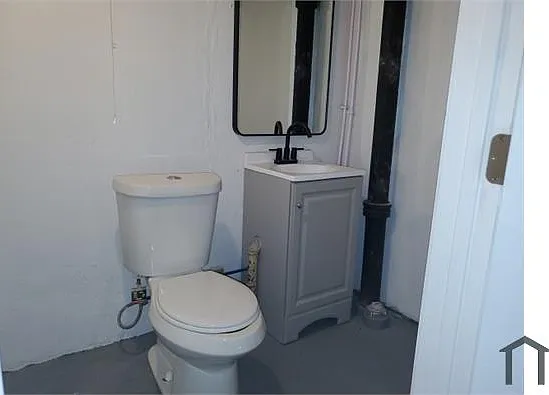 19482 Dwyer St — Photo 27