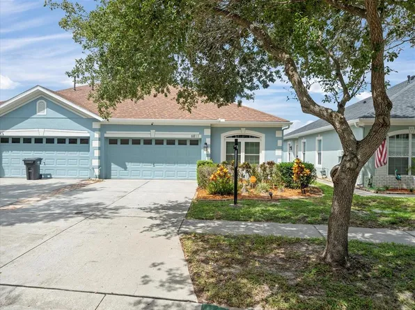 6811 Surrey Oak Dr, Apollo Beach, FL 33572
