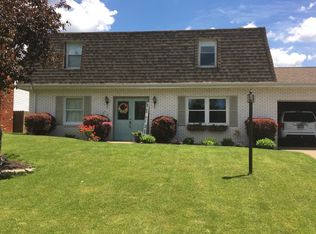 1338 Roosevelt Ave, Martins Ferry, OH 43935