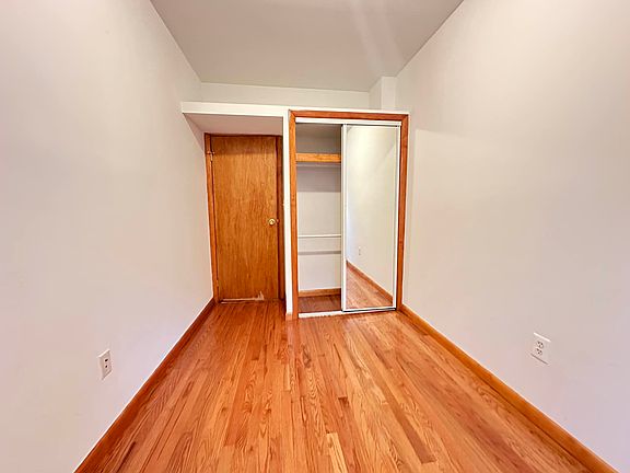3rd image of 421 E 65th St APT 17