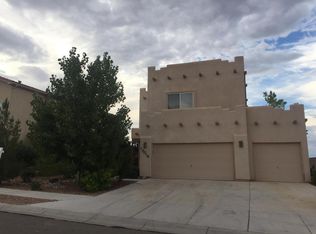 10019 Rio Corto Ave SW, Albuquerque, NM 87121