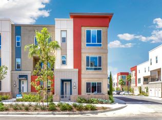 132 Citysquare, Irvine, CA 92614