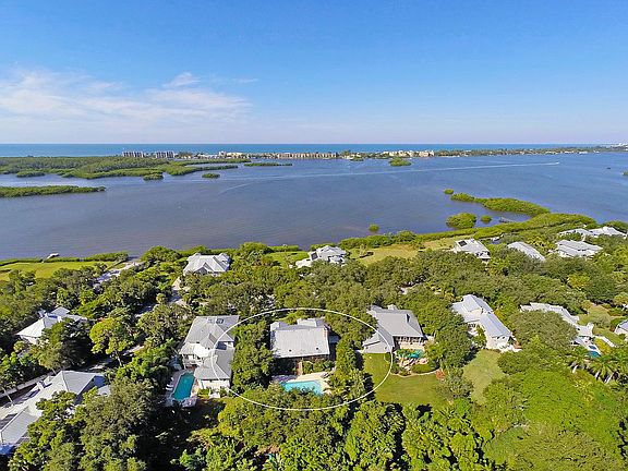 5th image of 8901 Fishermens Bay Dr