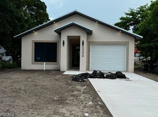 3304 Armstrong Ct, Fort Myers, FL 33916