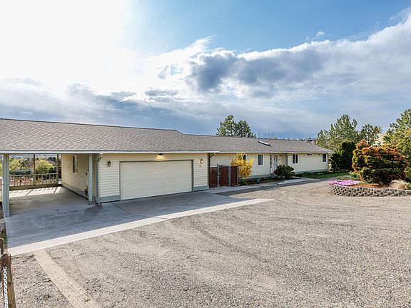2nd image of 702 S 48th Ave