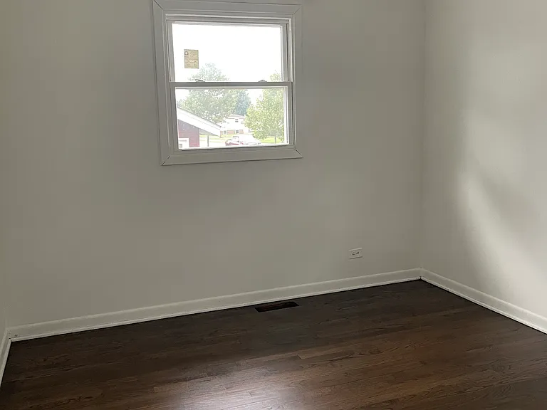 450 W Rose Ave — Photo 8