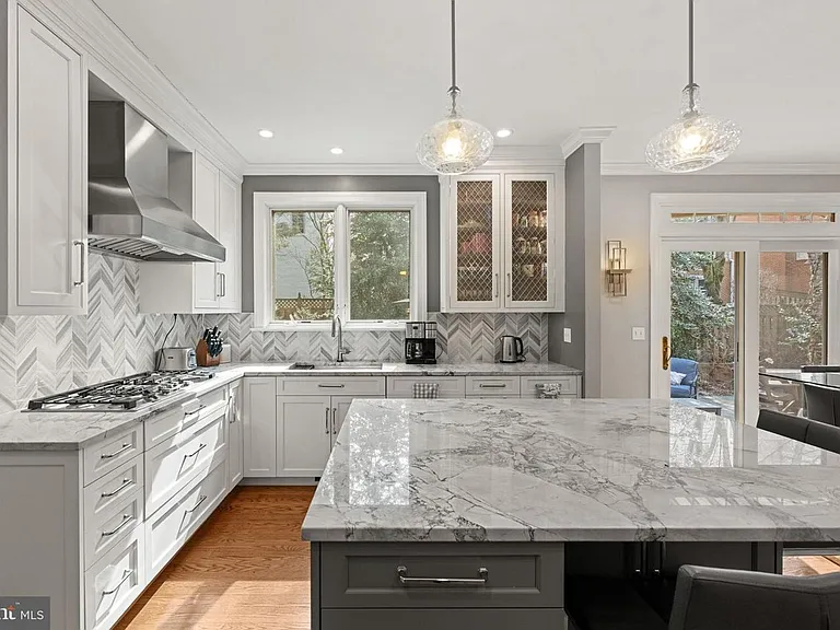 5120 Warren Pl NW — Photo 9