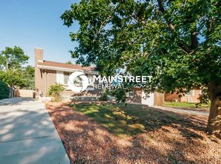 11925 E Arizona Dr, Aurora, CO 80012