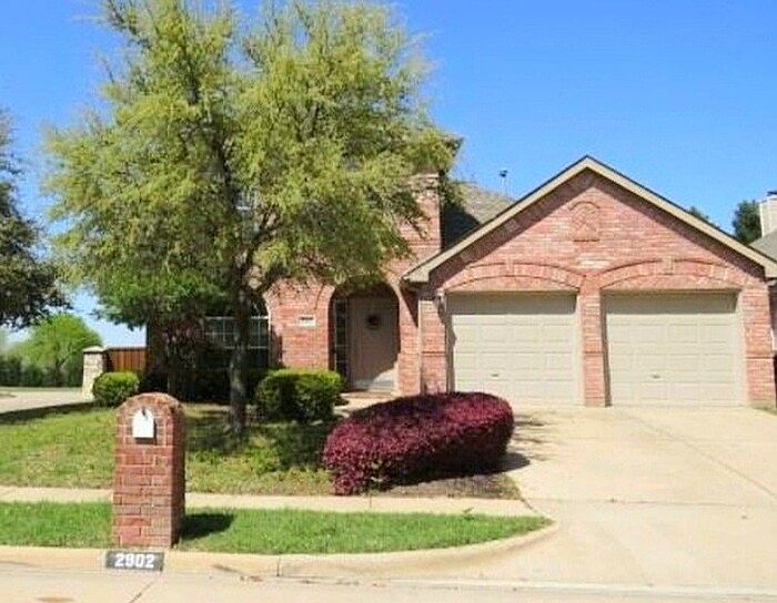 1st image of 2902 Cedar Wood Dr