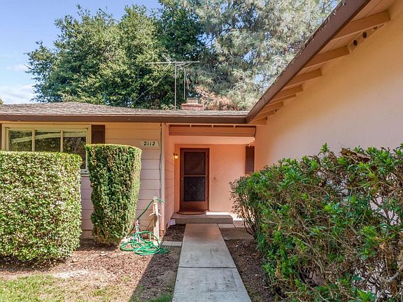 3rd image of 2112 Parkwood Way
