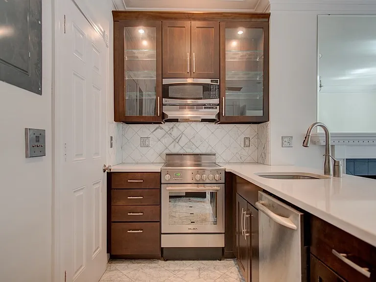 395 Marlborough St #7 — Photo 2