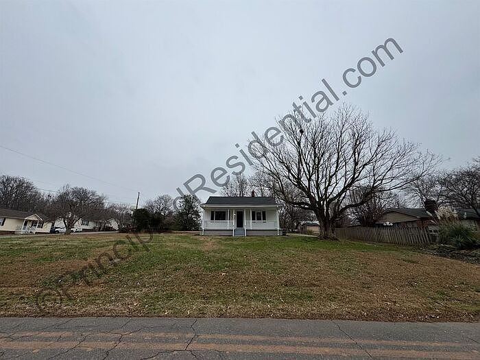 1st image of 2089 Dale Ave