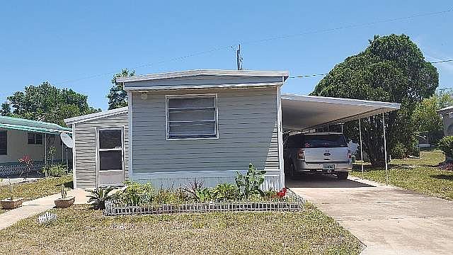 1st image of 121 Papaya Dr