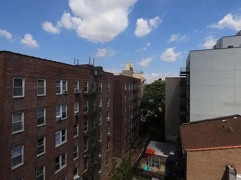 1811 Quentin Rd #7B — Photo 9