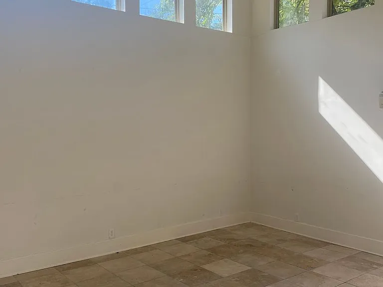 3107 Vanderbilt Pl — Photo 24