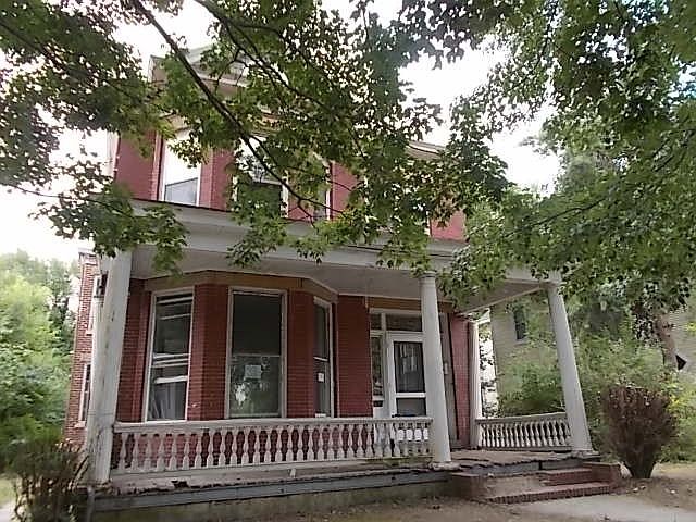 1st image of 3120 Porter St