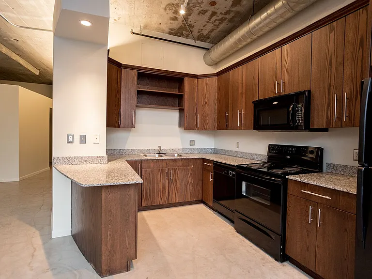 Graphic Arts Lofts — Photo 34