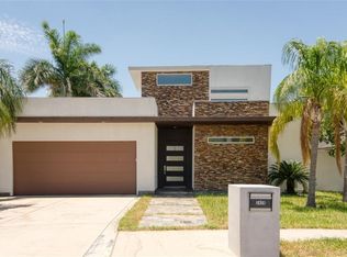 2428 E 8th Ave, Mission, TX 78572