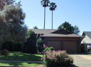 315 Rivella Vista Dr, Redding, CA 96001