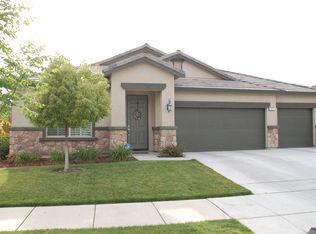 1921 N Mendonca St, Visalia, CA 93291