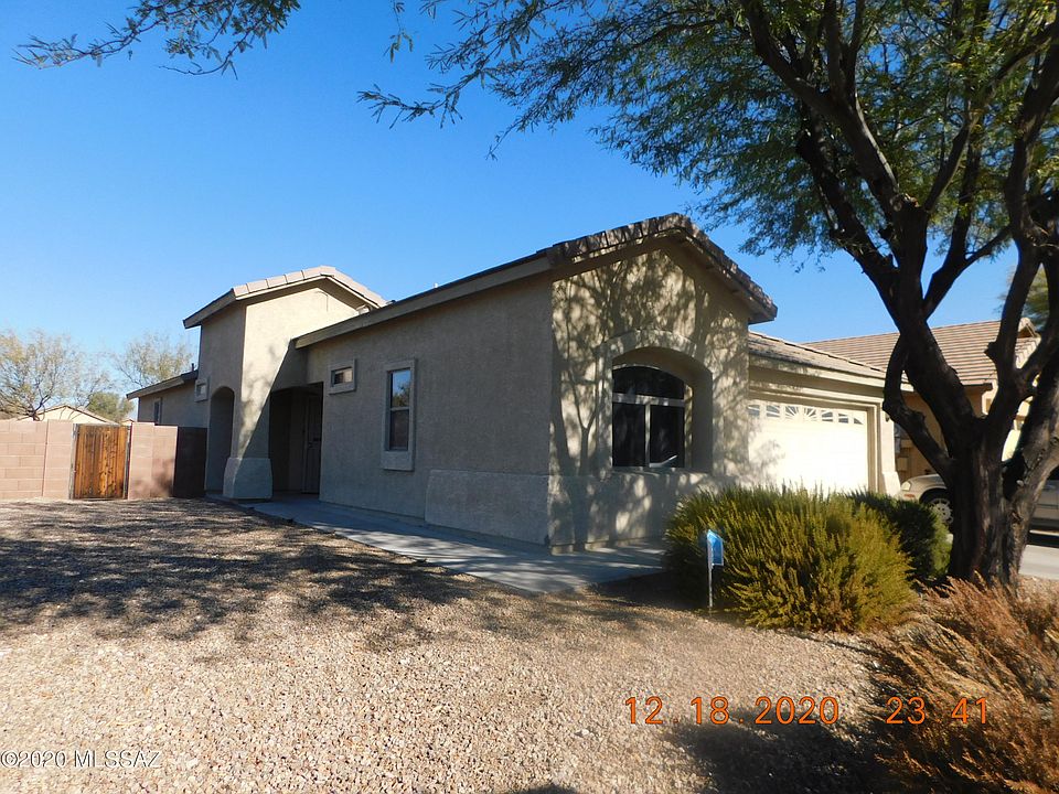 1st image of 3989 E Coolbrooke Dr