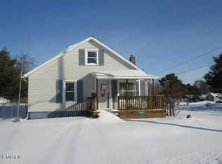 516 S Sophia St, Homer, MI 49245