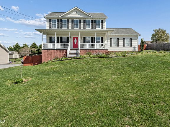 2nd image of 401 Leesburg Rd